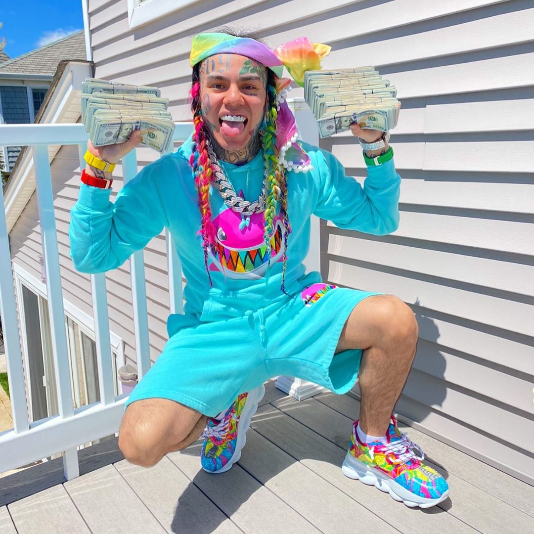 “You’re A Lie And Currupt” – 6ix9ine Accuses Billboard Of Manipulating Charts (Video) “You’re A Lie And Currupt” – 6ix9ine Accuses Billboard Of Manipulating Charts (Video)
